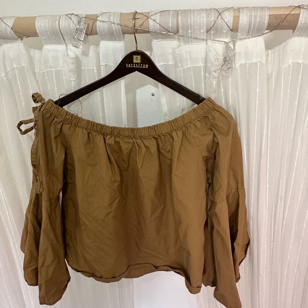 Off shoulder bell sleeve top